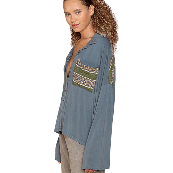 Olive Green Boho Oversize Button Up Shirt MEDIUM Bell Sleeve Slouchy Top POL NEW - Picture 3 of 11